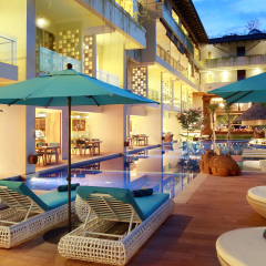 Отель Jimbaran Bay Beach Resort & Spa бассейн