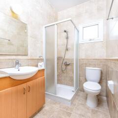 Отель Villa Zacharia Кипр, Протарас - отзывы, цены и фото номеров - забронировать отель Villa Zacharia онлайн ванная