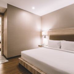 Отель Adelphi Suites Bangkok Таиланд, Бангкок - отзывы, цены и фото номеров - забронировать отель Adelphi Suites Bangkok онлайн комната для гостей фото 4