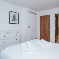 Отель 2 Bedroom Apartment Near Victoria Station Великобритания, Лондон - отзывы, цены и фото номеров - забронировать отель 2 Bedroom Apartment Near Victoria Station онлайн комната для гостей фото 4