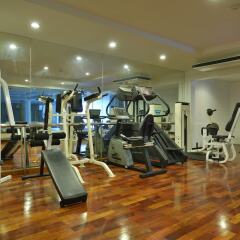 Отель Icheck Inn Skyy Residence Sukhumvit 1 Бангкок фитнесс-зал