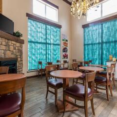 Отель Quality Inn and Suites Summit County в номере