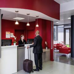 Отель Aparthotel Adagio access Paris Clichy интерьер отеля