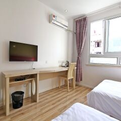 Отель The Phoenix Hostel Shanghai Китай, Шанхай - отзывы, цены и фото номеров - забронировать отель The Phoenix Hostel Shanghai онлайн комната для гостей фото 2