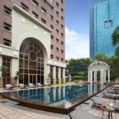 Отель Orchard Parksuites фото 2