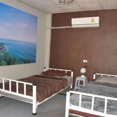 Empo Hostel At 30 Onnut Бангкок бассейн