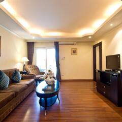 Отель LK Royal Suite Pattaya Таиланд, Паттайя - 1 отзыв об отеле, цены и фото номеров - забронировать отель LK Royal Suite Pattaya онлайн комната для гостей фото 5