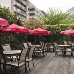 Отель Holiday Inn Schumann Брюссель бассейн