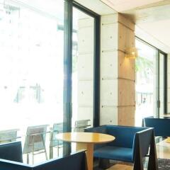 Отель Residential Suites Fukuoka Фукуока гостиничный бар