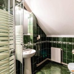 Pensiunea Onix in Fagaras, Romania from 87$, photos, reviews - zenhotels.com bathroom