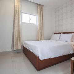 Golden Star Hotel - 60 Le Thanh Ton комната для гостей