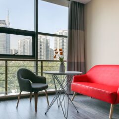 Отель ibis Xi'an North Second Ring Weiyang Rd Hotel Китай, Сиань - отзывы, цены и фото номеров - забронировать отель ibis Xi'an North Second Ring Weiyang Rd Hotel онлайн балкон