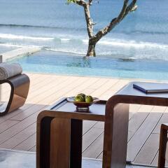 Отель Anantara Uluwatu Bali Resort бассейн