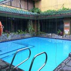 Отель Bayview Park Hotel Manila Филиппины, Манила - отзывы, цены и фото номеров - забронировать отель Bayview Park Hotel Manila онлайн бассейн