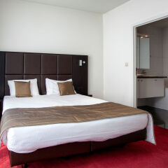 Отель Diamant Suites Brussels EU (ex Premier Suites Brussels Lounge) комната для гостей фото 4