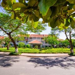 Отель Almanity Hoi An Wellness Resort пляж