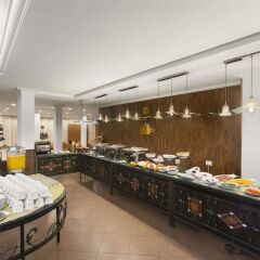 Days Hotel Aqaba питание
