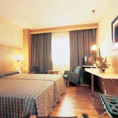 Hotel City Express Santander Parayas Сантандер комната для гостей фото 4