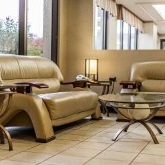Отель Clarion Inn Chattanooga США, Чаттануга - отзывы, цены и фото номеров - забронировать отель Clarion Inn Chattanooga онлайн интерьер отеля фото 3