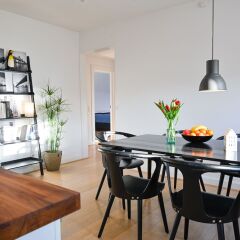 Апартаменты Super Cozy 3-bedroom Duplex Apartment in Frederiksberg Close to Copenhagen Zoo Фредериксберг комната для гостей фото 2