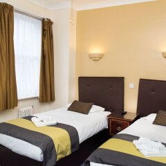Rose Court Hotel комната для гостей