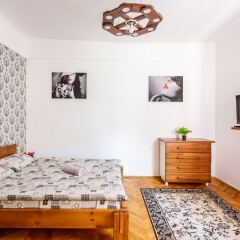 Апартаменты Nice apartment at the center Львов комната для гостей