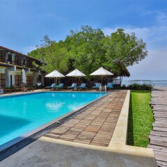 Отель Amagi Lagoon Resort & Spa Шри-Ланка, Негомбо - 1 отзыв об отеле, цены и фото номеров - забронировать отель Amagi Lagoon Resort & Spa онлайн бассейн фото 3