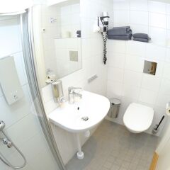 Отель Dockyard Hotel Швеция, Гётеборг - отзывы, цены и фото номеров - забронировать отель Dockyard Hotel онлайн ванная