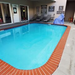 Отель Comfort Inn And Suites Near Universal Studios Лос-Анджелес бассейн фото 3