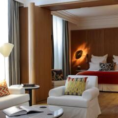 Hotel Vernet - Paris Champs Elysées комната для гостей