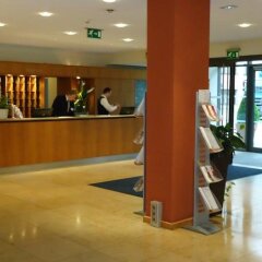 Hotel Aquino Tagungszentrum Берлин фитнесс-зал