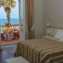 Отель B&B Villa Raineri Таормина комната для гостей фото 3