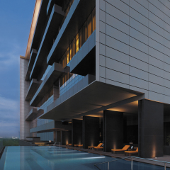 Отель Trident, Hyderabad бассейн