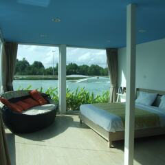 IWP Wake Park & Resort Hotel комната для гостей