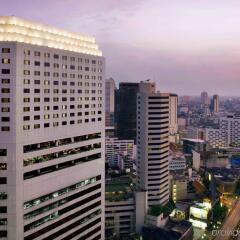 Отель Crowne Plaza Lumpini Park Бангкок вид на фасад