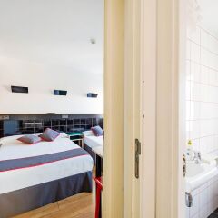 Отель Hostal Athenas Испания, Сан-Адриан-де-Бесос - 8 отзывов об отеле, цены и фото номеров - забронировать отель Hostal Athenas онлайн спа фото 2