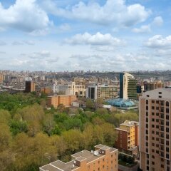 DoubleTree by Hilton Hotel Yerevan City Centre Ереван фото 2