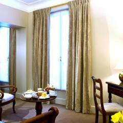 Saint James Albany Paris Hotel-Spa 4* Стандартный номер с различными типами кроватей фото 18