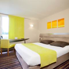 Hotel Kyriad Lyon Est - Saint Bonnet de Mure комната для гостей фото 5