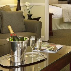 Отель Lavender Inn by the Sea в номере