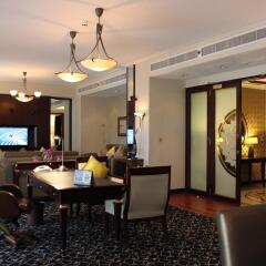Отель Dusit Thani Dubai в номере