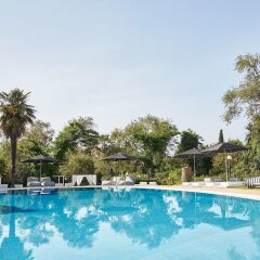Отель Mr & Mrs White Corfu Греция, Корфу - отзывы, цены и фото номеров - забронировать отель Mr & Mrs White Corfu онлайн бассейн