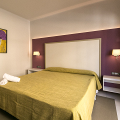 Отель The Purple by Ibiza Feeling - LGBT Only 3* Стандартный номер с различными типами кроватей
