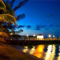 Отель Jewel Dunn's River Beach Resort & Spa, Curio Collection by Hilton пляж