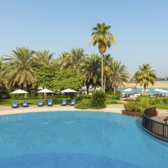 Sheraton Abu Dhabi Hotel & Resort Абу-Даби бассейн