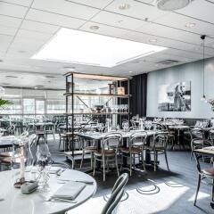 Отель Park Inn By Radisson Stockholm Solna Солна питание фото 2