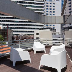 Отель Hello Lisbon Marques de Pombal Apartments Португалия, Лиссабон - отзывы, цены и фото номеров - забронировать отель Hello Lisbon Marques de Pombal Apartments онлайн гостиничный бар
