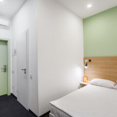 Orange Hotel комната для гостей