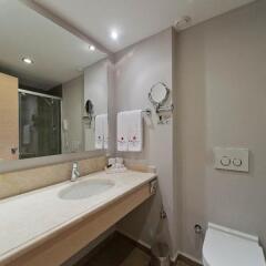 Отель Ramada Resort Bodrum ванная фото 2