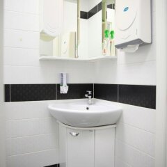 Гостиница Home Slava White в Москве отзывы, цены и фото номеров - забронировать гостиницу Home Slava White онлайн Москва ванная
